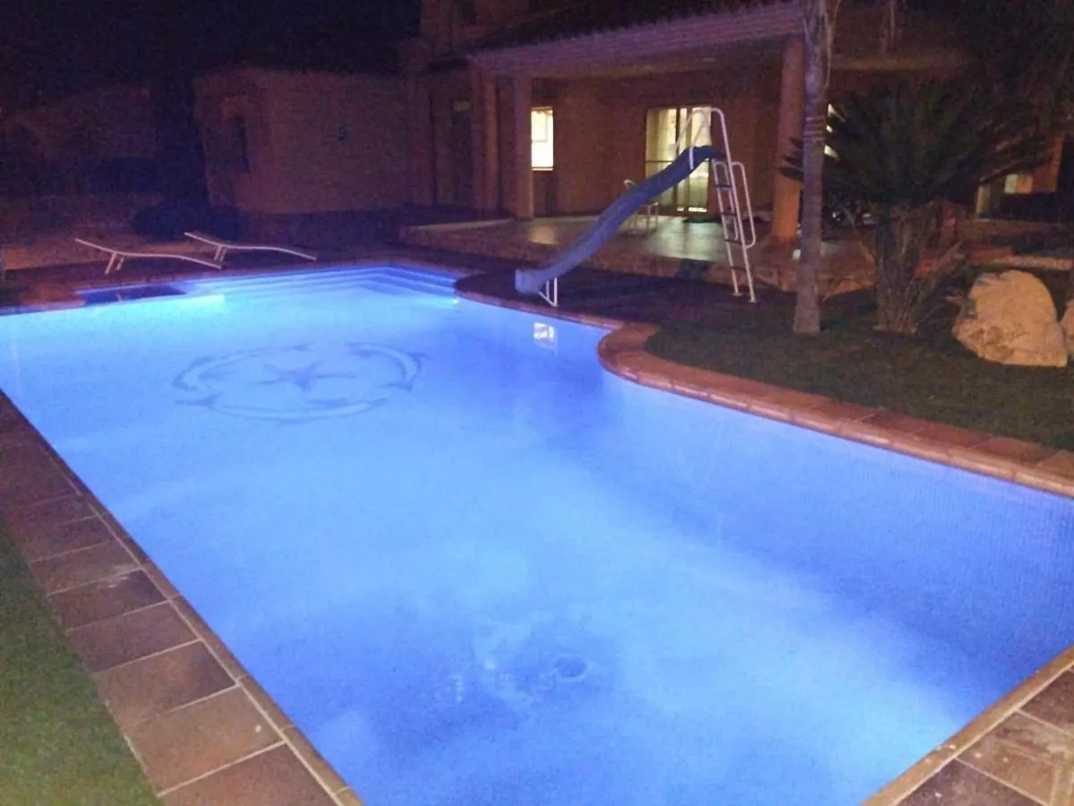 Holiday home Casa Con Piscina Privada, Cerca Del Mar, Wifi Gratis, A/A Opcional, Mascotas Bienvenidas - Es-184-59 Deltebre