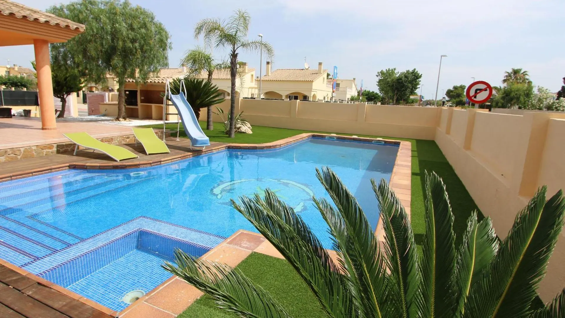 Casa Con Piscina Privada, Cerca Del Mar, Wifi Gratis, A/A Opcional, Mascotas Bienvenidas - Es-184-59 Deltebre