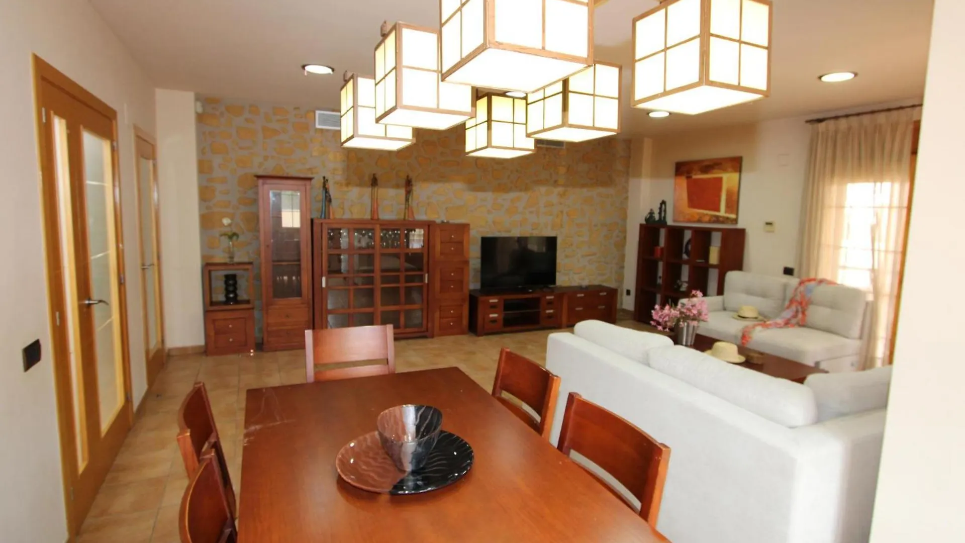 Casa Con Piscina Privada, Cerca Del Mar, Wifi Gratis, A/A Opcional, Mascotas Bienvenidas - Es-184-59 Deltebre