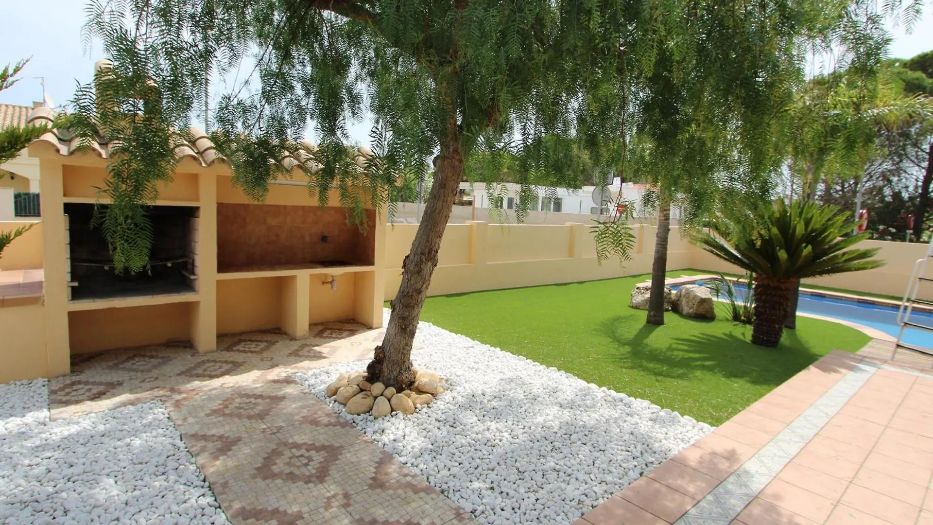Casa Con Piscina Privada, Cerca Del Mar, Wifi Gratis, A/A Opcional, Mascotas Bienvenidas - Es-184-59 Deltebre Spain